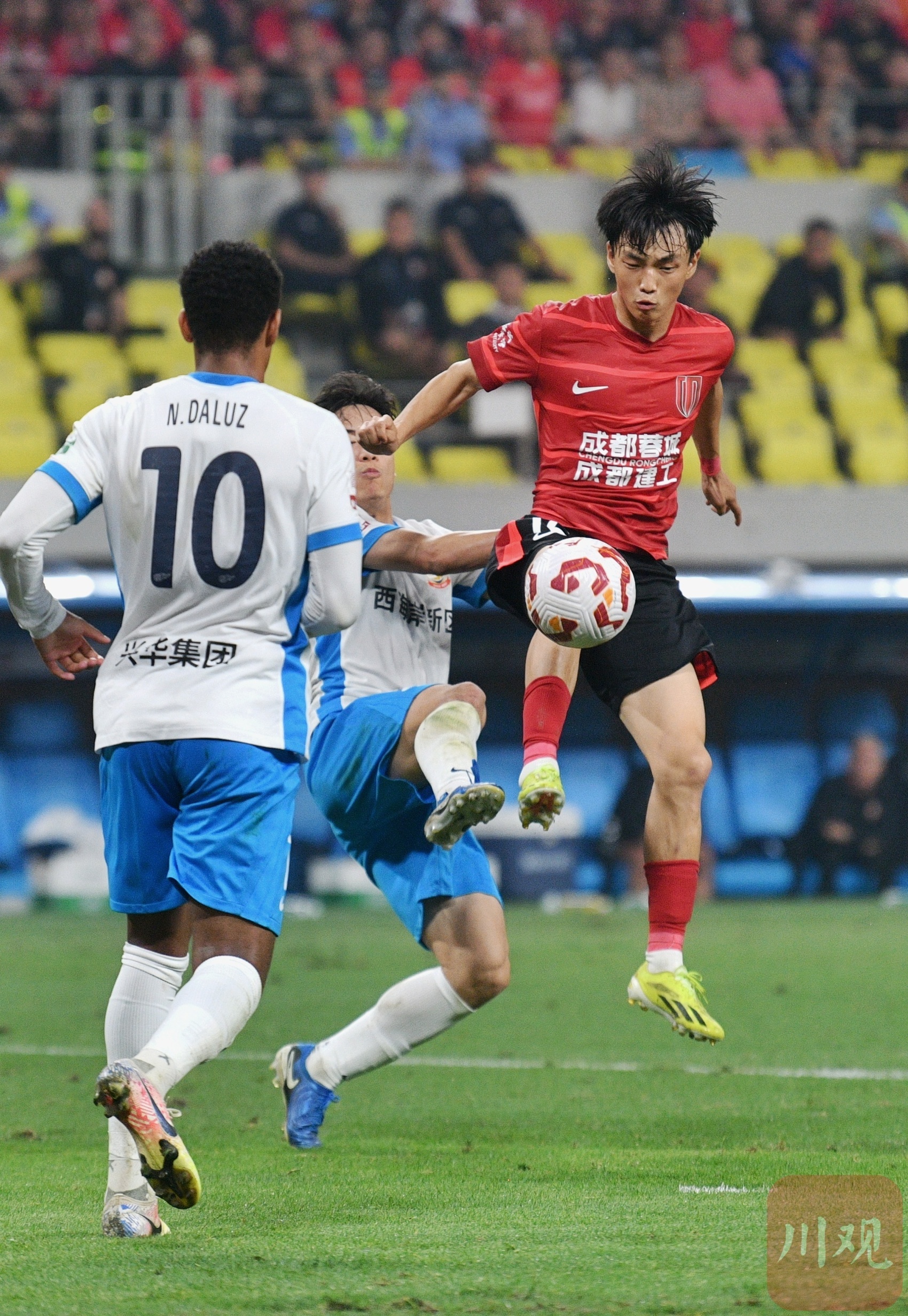 关于赛前体能课后；成都蓉城绝杀压哨备战足总杯；质疑声仍在；球探报告显示潜力的信息-AYX SPORTS